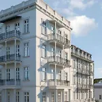 Luxury With Rooftop Terrace In * 하일리겐담