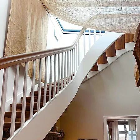 Luxury With Rooftop Terrace In *